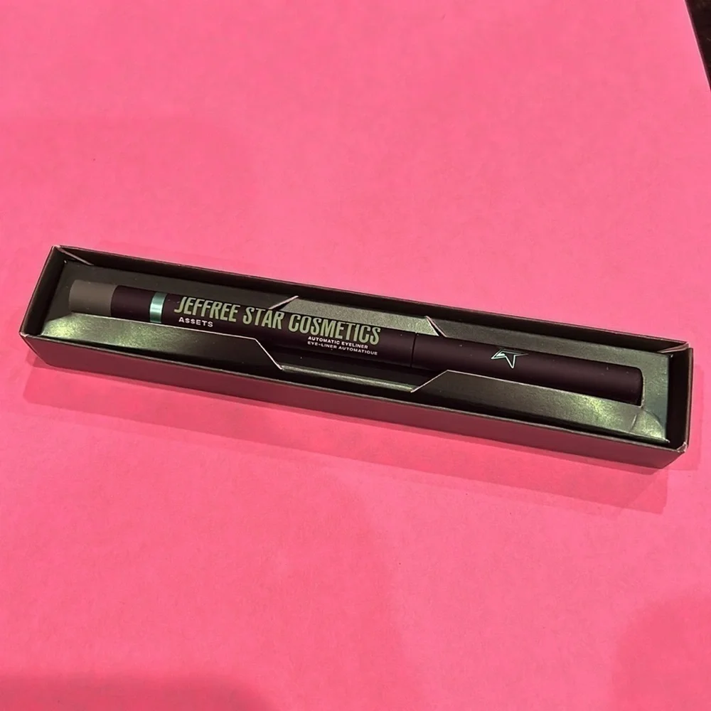 Jeffree star cosmetics automatic eyeliner asset, green New in box make-up